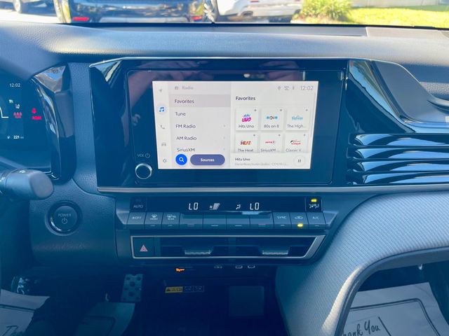 2025 Toyota Camry SE - 22922346 - 14