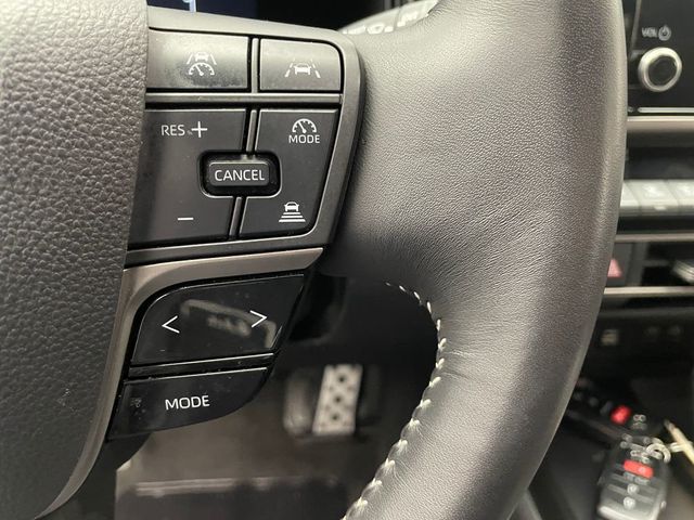 2025 Toyota Camry SE - 22931431 - 25