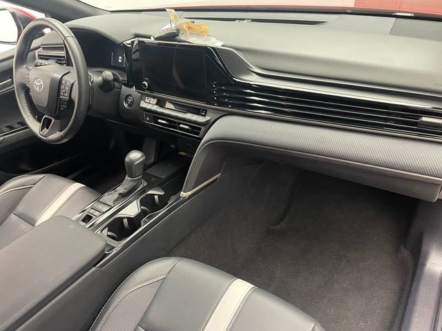 2025 Toyota Camry SE - 22932663 - 15