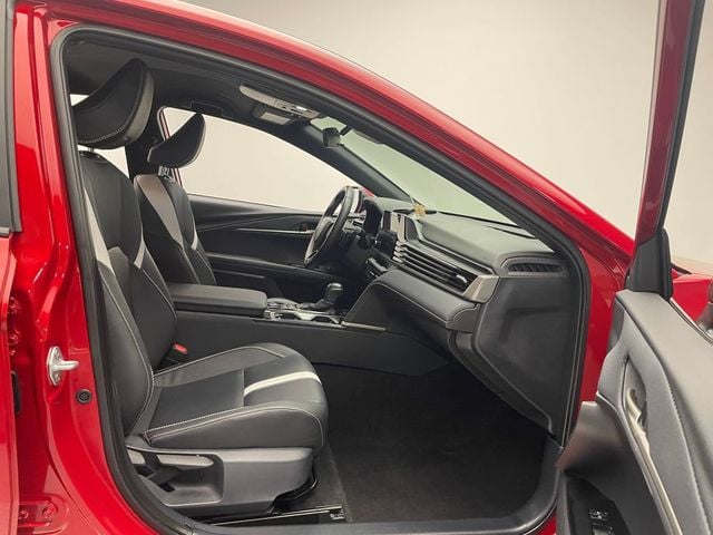 2025 Toyota Camry SE - 22932663 - 16