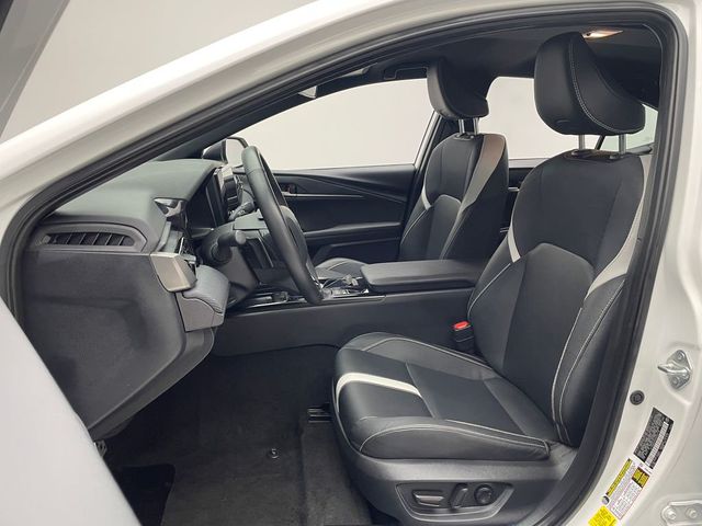 2025 Toyota Camry SE - 22932665 - 12