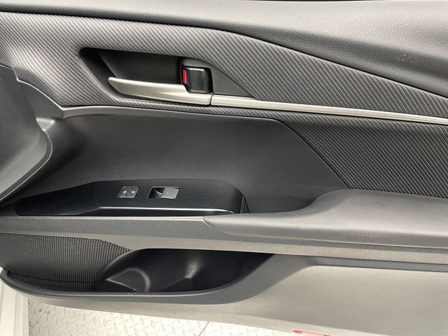2025 Toyota Camry SE - 22932665 - 14