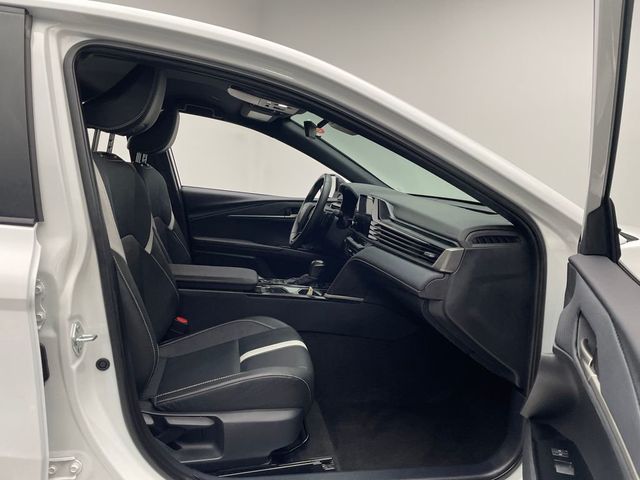 2025 Toyota Camry SE - 22932665 - 16