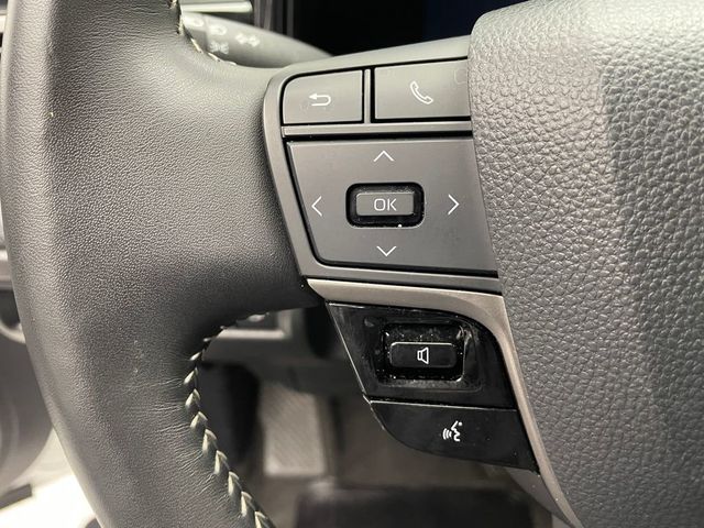 2025 Toyota Camry SE - 22932665 - 21