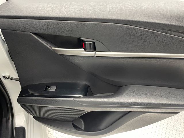 2025 Toyota Camry SE - 22932665 - 34