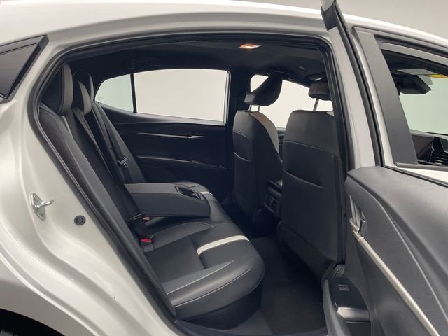 2025 Toyota Camry SE - 22932665 - 35