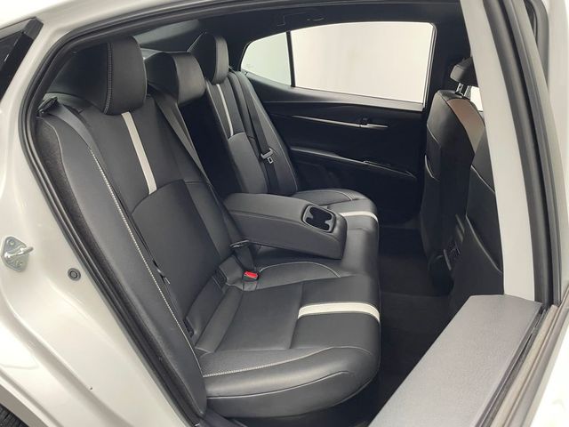 2025 Toyota Camry SE - 22932665 - 36