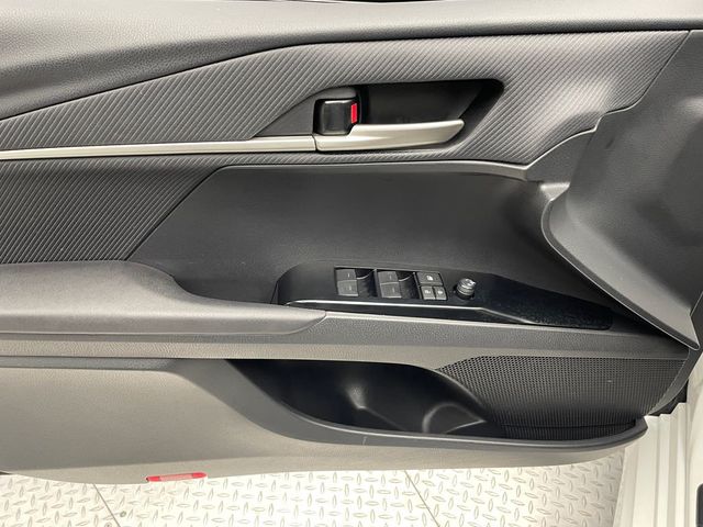 2025 Toyota Camry SE - 22932665 - 8