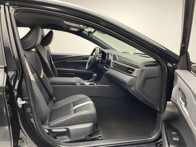 2025 Toyota Camry SE - 22932666 - 16