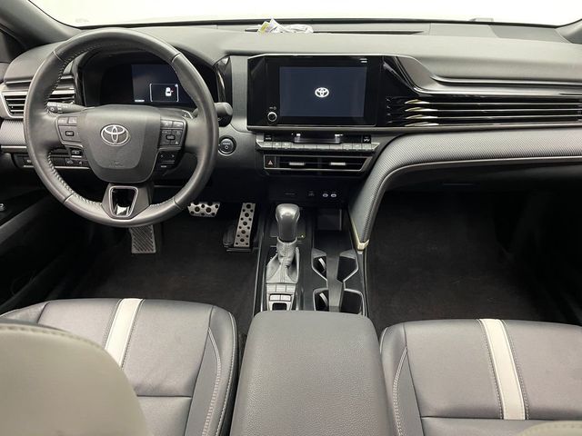 2025 Toyota Camry SE - 22932666 - 18