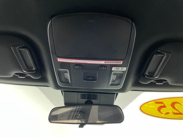 2025 Toyota Camry SE - 22932666 - 30