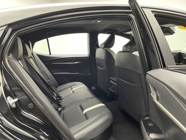 2025 Toyota Camry SE - 22932666 - 35