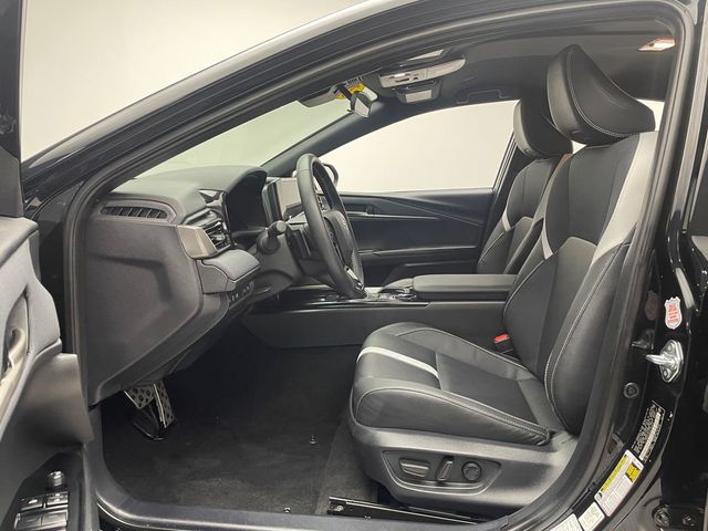 2025 Toyota Camry SE - 22986017 - 11