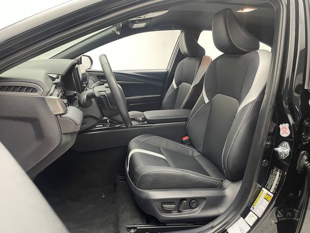 2025 Toyota Camry SE - 22986017 - 12