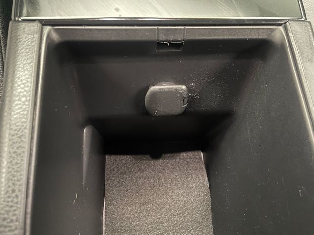 2025 Toyota Camry SE - 22986017 - 29