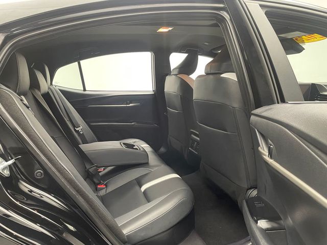2025 Toyota Camry SE - 22986017 - 35