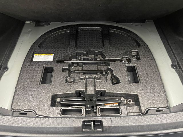 2025 Toyota Camry SE - 22986017 - 39