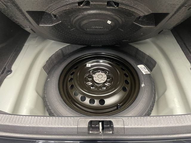 2025 Toyota Camry SE - 22986017 - 40