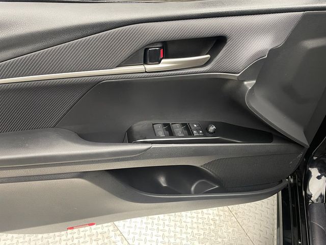 2025 Toyota Camry SE - 22986017 - 8