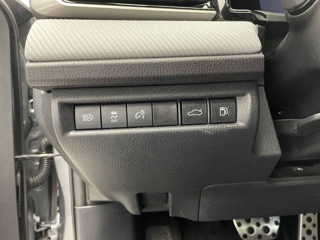 2025 Toyota Camry SE - 23013208 - 19