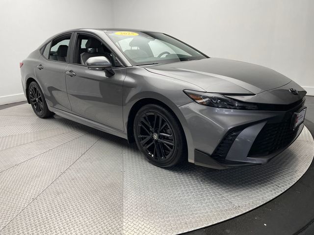 2025 Toyota Camry SE - 23013208 - 2