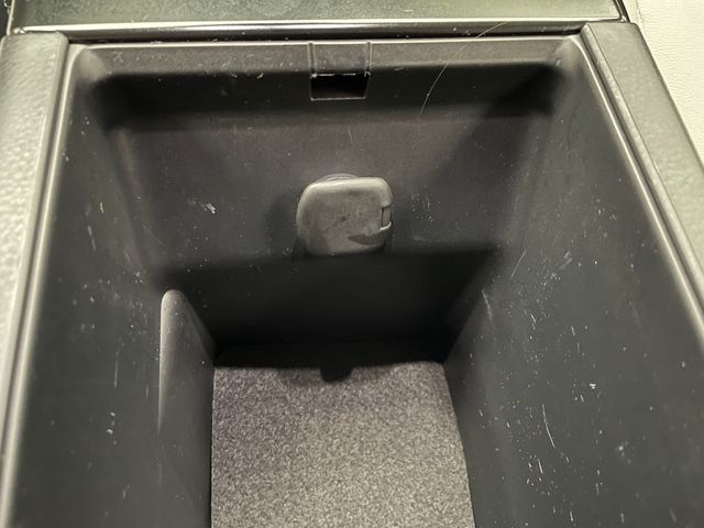 2025 Toyota Camry SE - 23013208 - 29