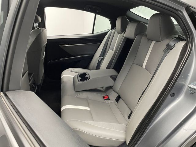 2025 Toyota Camry SE - 23013208 - 33