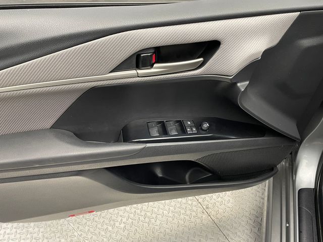 2025 Toyota Camry SE - 23013208 - 8