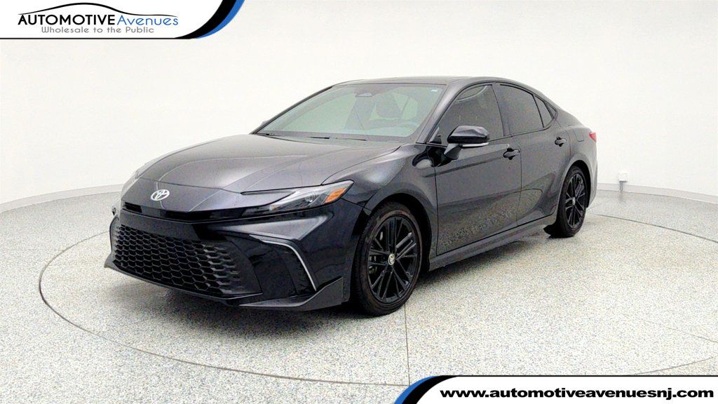 2025 Toyota Camry SE - 22960736 | Video 1