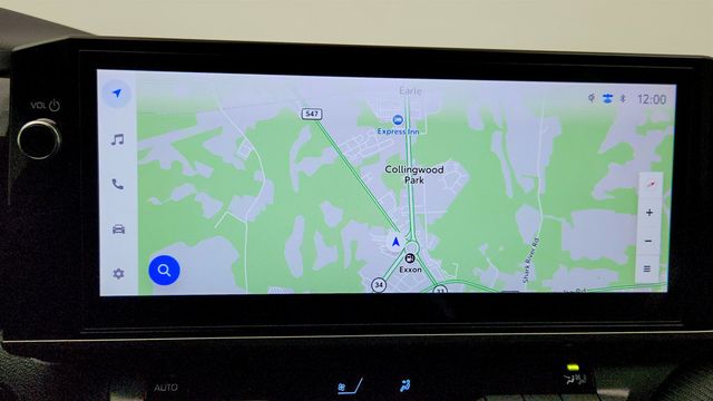 2025 Toyota Camry SE - 22960736 - 18