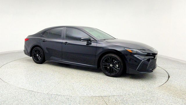 2025 Toyota Camry SE - 22960736 - 2
