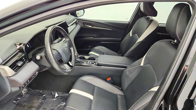 2025 Toyota Camry SE - 23028000 - 17
