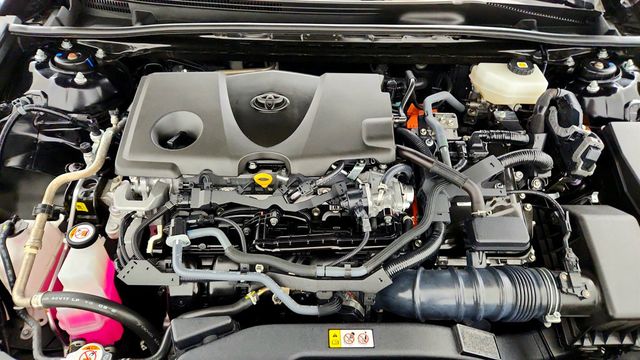 2025 Toyota Camry SE - 23028000 - 23
