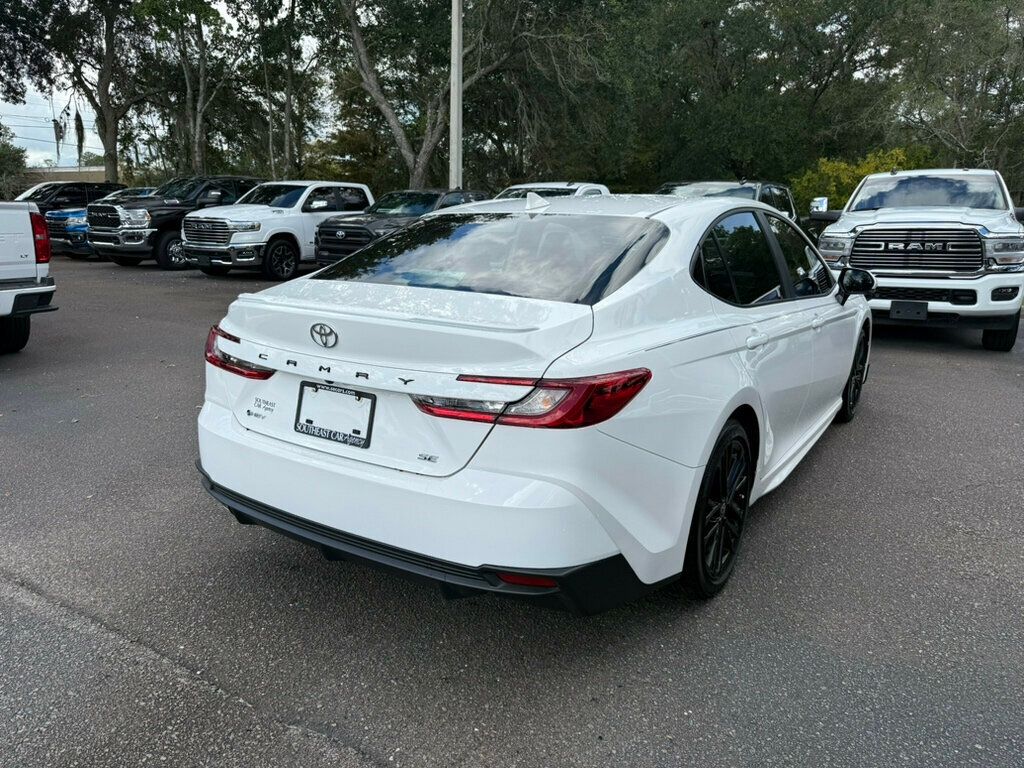 2025 Toyota Camry photo 9