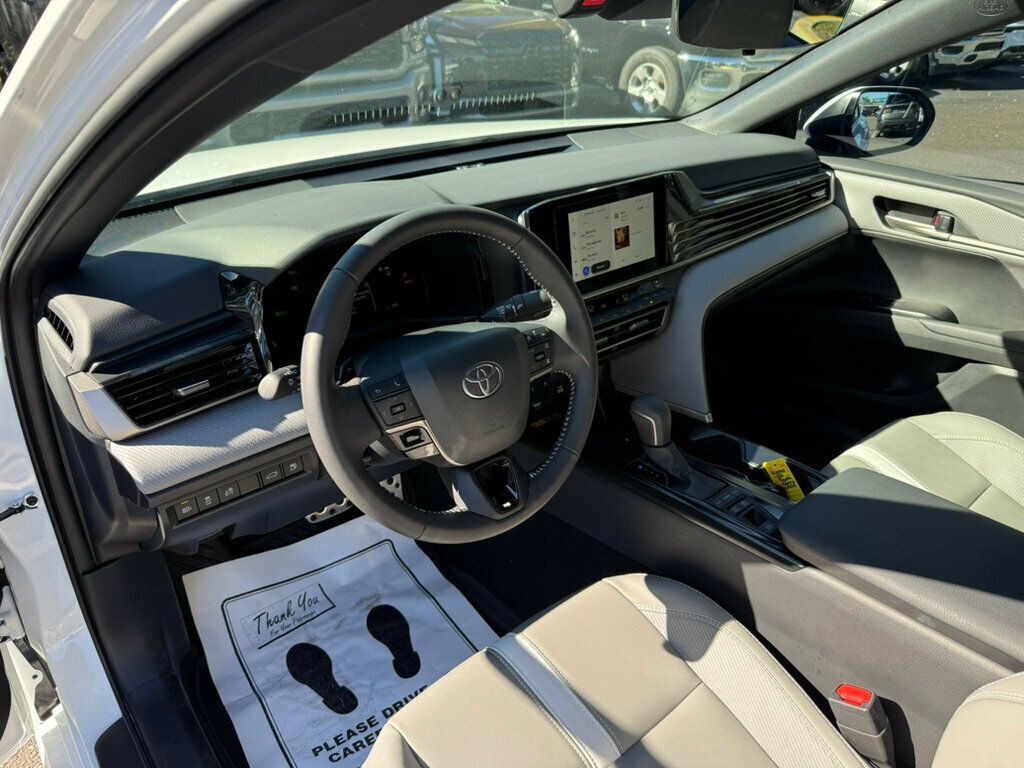 2025 Toyota Camry LE photo 3