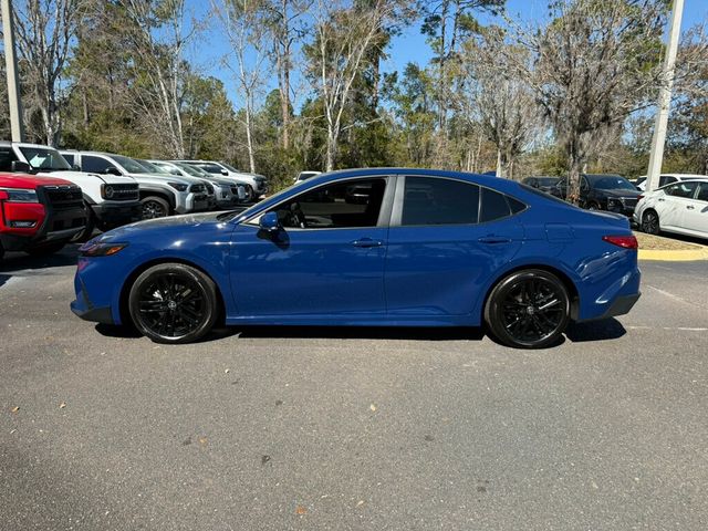 2025 Toyota Camry SE - 22982785 - 1