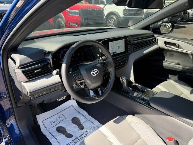 2025 Toyota Camry SE - 22982785 - 2