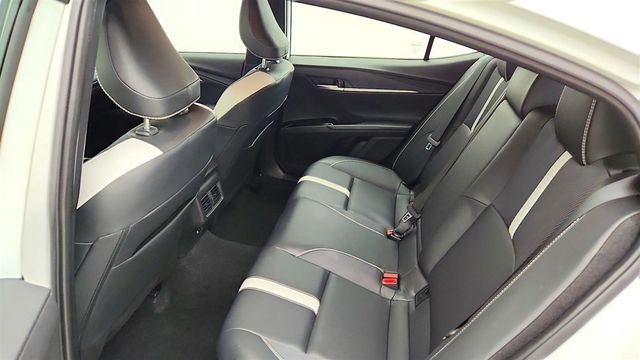 2025 Toyota Camry SE AWD - 23081781 - 17