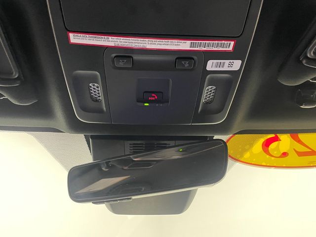 2025 Toyota Camry SE AWD - 22968033 - 28