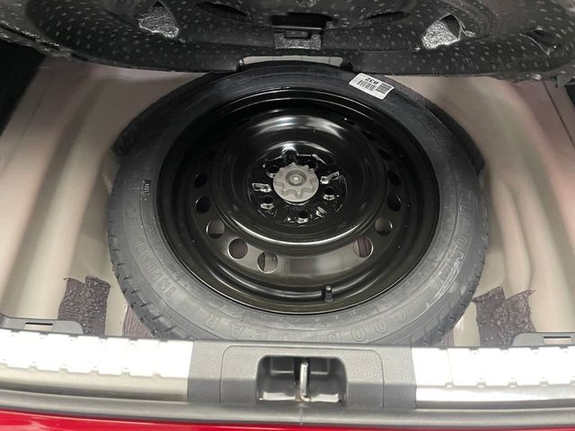 2025 Toyota Camry SE AWD - 22968033 - 38