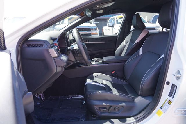 2025 Toyota Camry SE, HYBRID, PREMIUM WHEELS, LEATHER SEATS, BACKUP CAMERA - 23008904 - 15