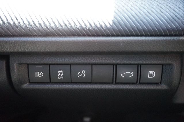 2025 Toyota Camry SE, HYBRID, PREMIUM WHEELS, LEATHER SEATS, BACKUP CAMERA - 23008904 - 22