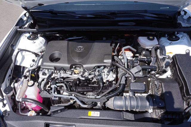 2025 Toyota Camry SE, HYBRID, PREMIUM WHEELS, LEATHER SEATS, BACKUP CAMERA - 23008904 - 8