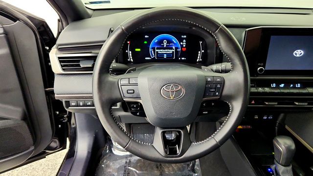 2025 Toyota Camry SE w/ Convenience Package - 23028000 - 12