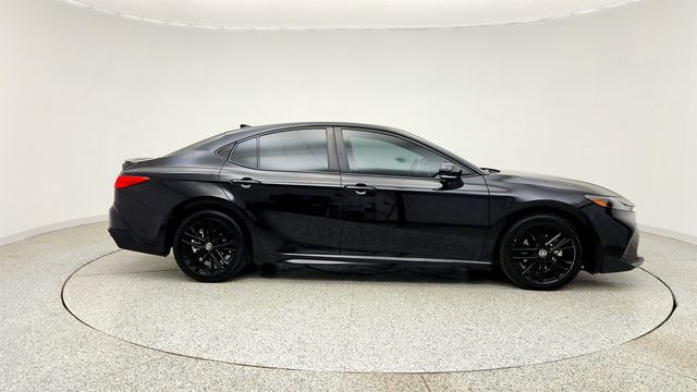 2025 Toyota Camry SE w/ Convenience Package - 23028000 - 3