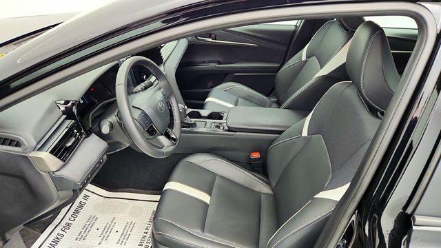 2025 Toyota Camry SE with Convenience Package - 22970647 - 16