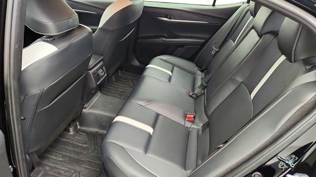 2025 Toyota Camry SE with Convenience Package - 22970647 - 17