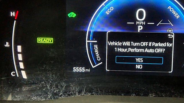 2025 Toyota Camry SE with Multimedia Upgrade & Convenience Packages - 22941053 - 14