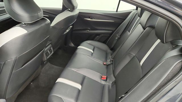 2025 Toyota Camry SE with Multimedia Upgrade & Convenience Packages - 22941053 - 18