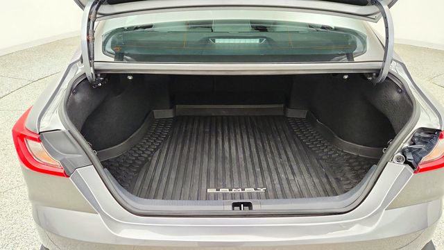 2025 Toyota Camry SE w/ Power Moonroof, Cold Weather Pkg & Convenience Pkg - 23091357 - 20